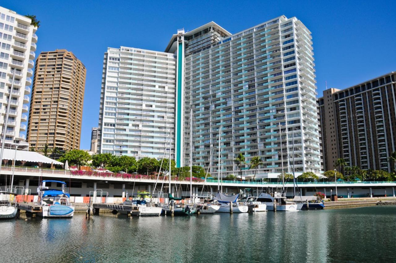 Apartment Ilikai Tower 1113 Honolulu